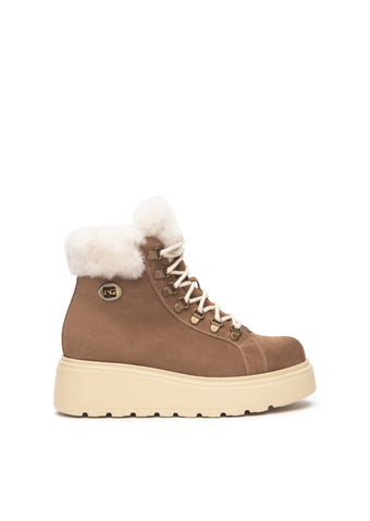 Shoes and Boots (Including Sale)
